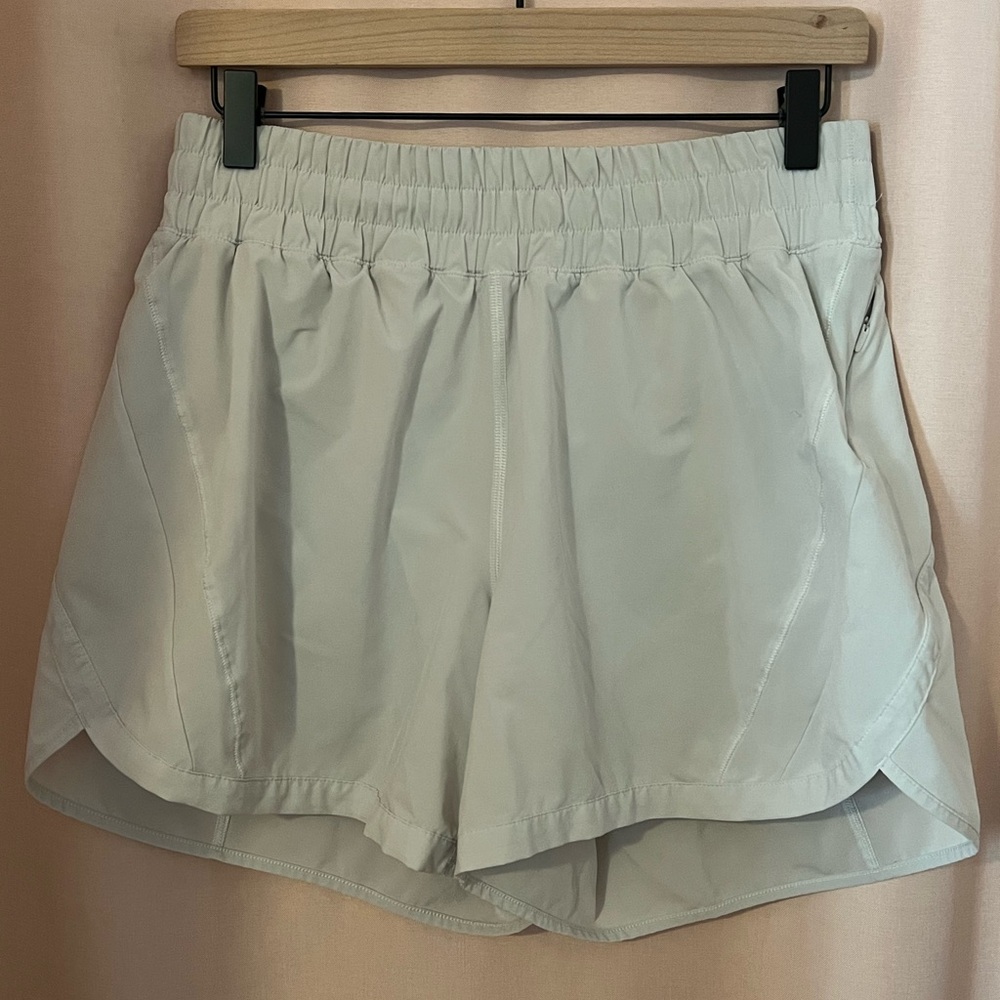 Lululemon Track That High-Rise 5” Lined Short Light Vapor Size 10